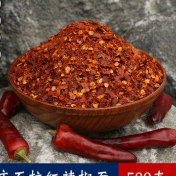 安逸花红色：冲动消费的背后
